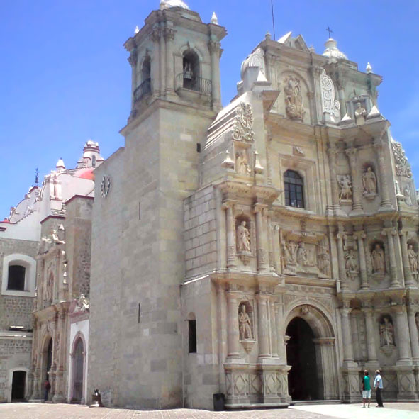 Basílica de la Soledad